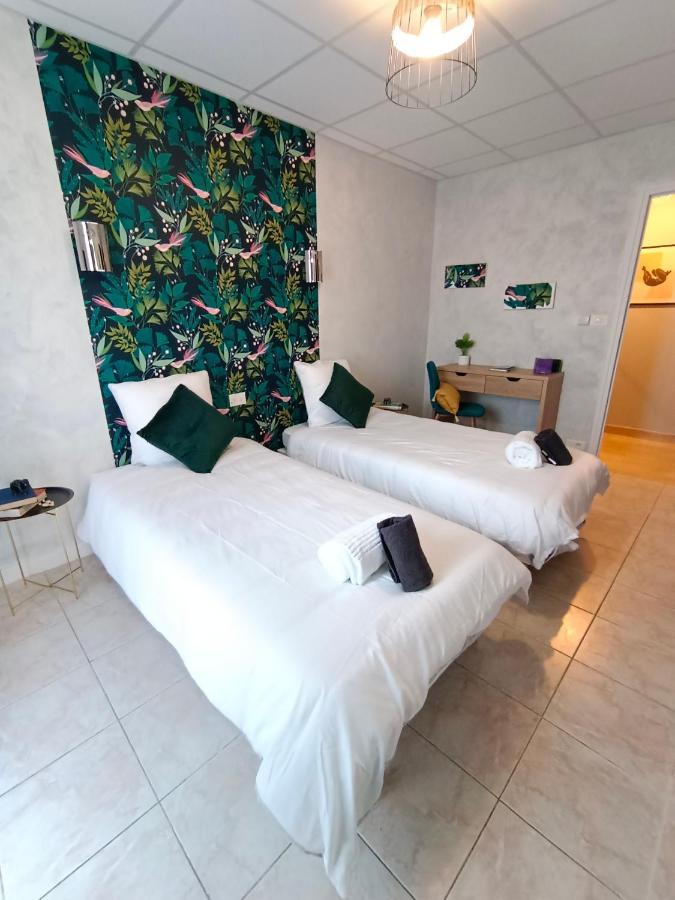 Le Savana Lodge Chanas Dış mekan fotoğraf